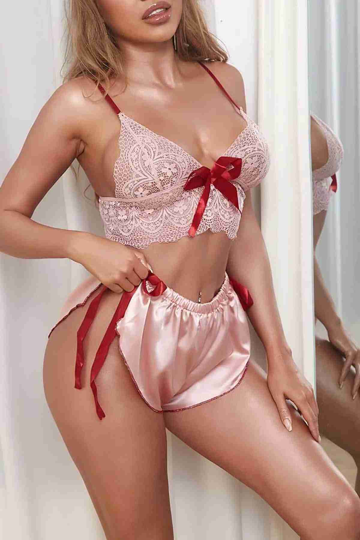 Fantazi Özel Dantelli Saten Şortlu Takım Pembe